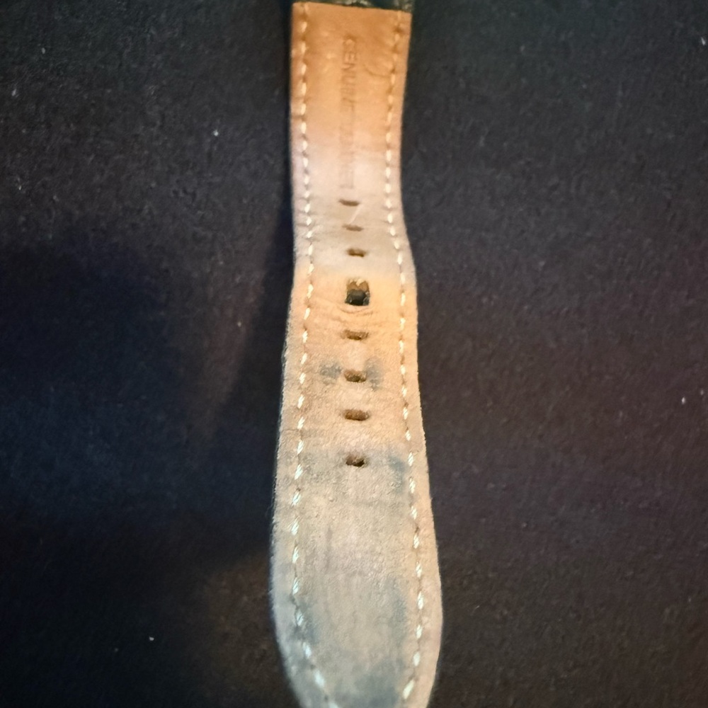Nixon Gold and Black Leather Watch - Picture 6 of 8